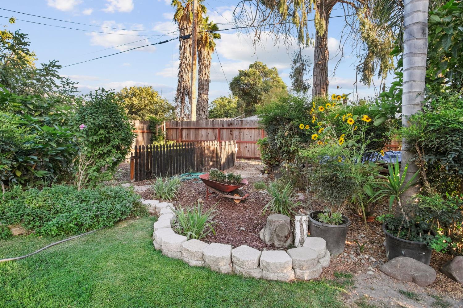 1520 E Marshall St, Turlock, CA 95380