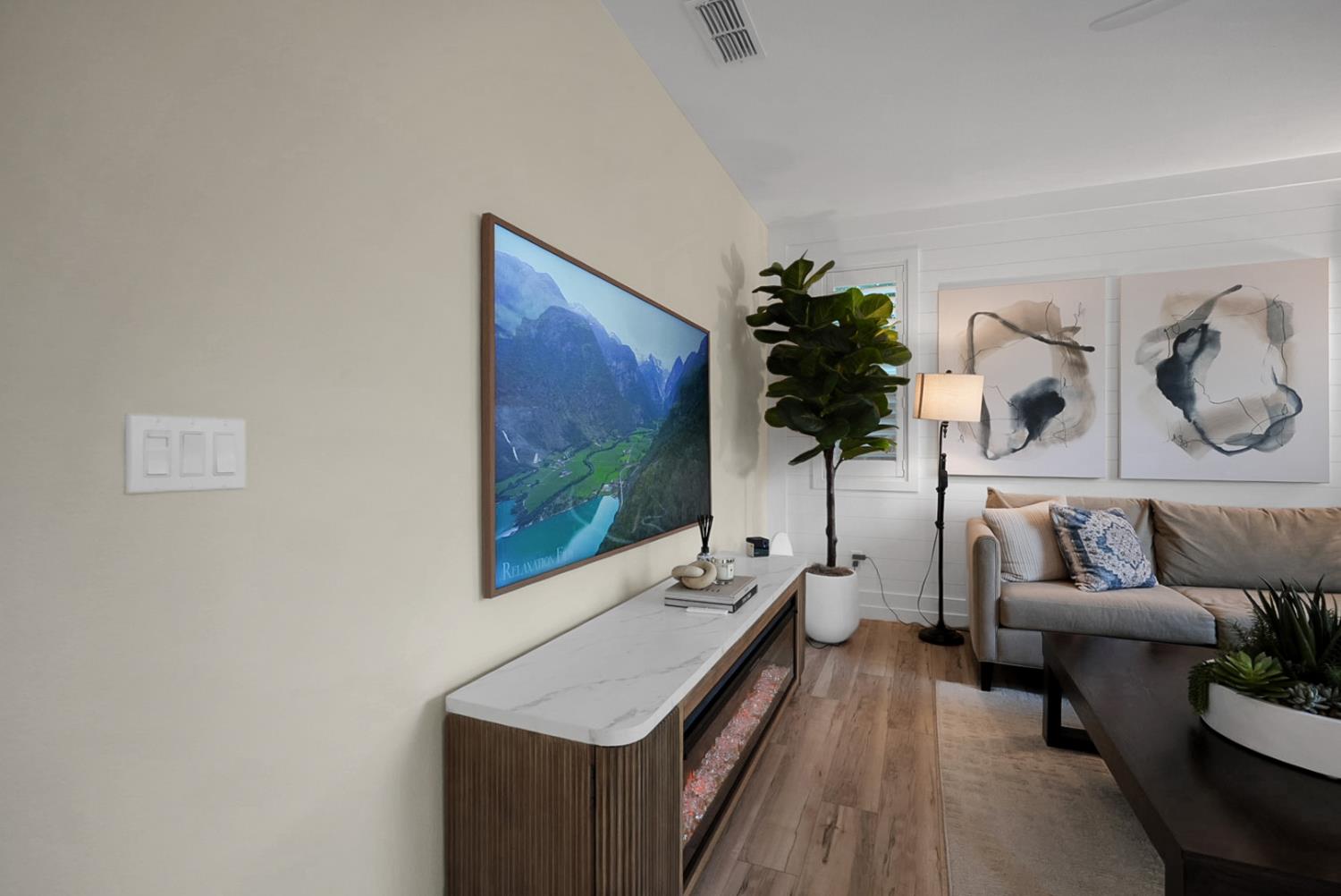 4723 Ariel St, Keyes, CA 95328
