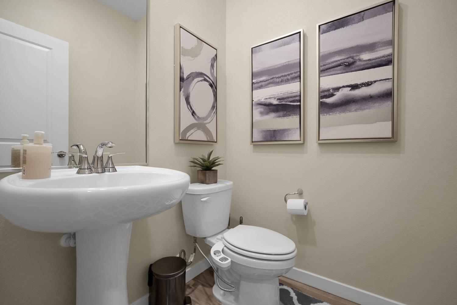 4723 Ariel St, Keyes, CA 95328