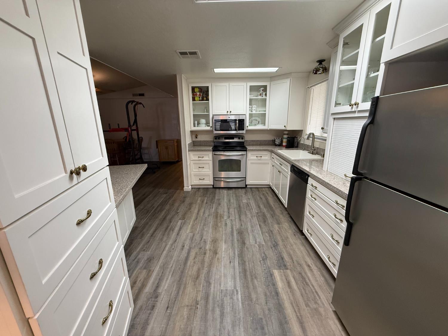19960 American Ave, Hilmar, CA 95324