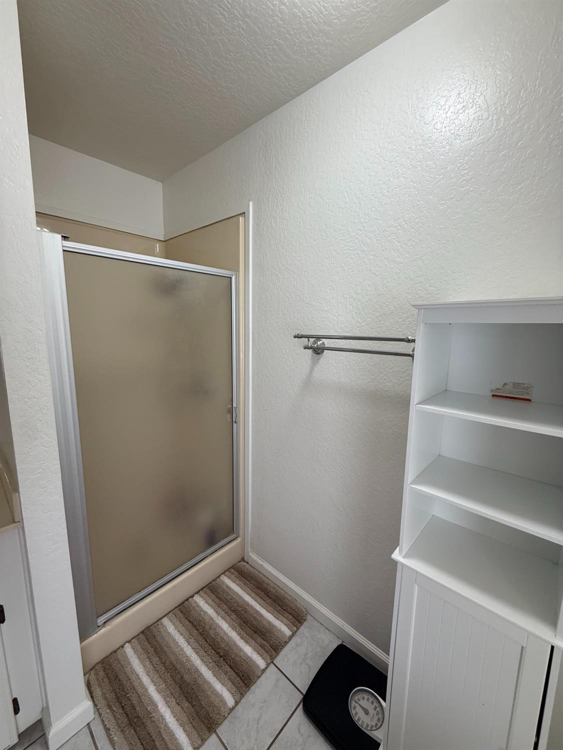 19960 American Ave, Hilmar, CA 95324