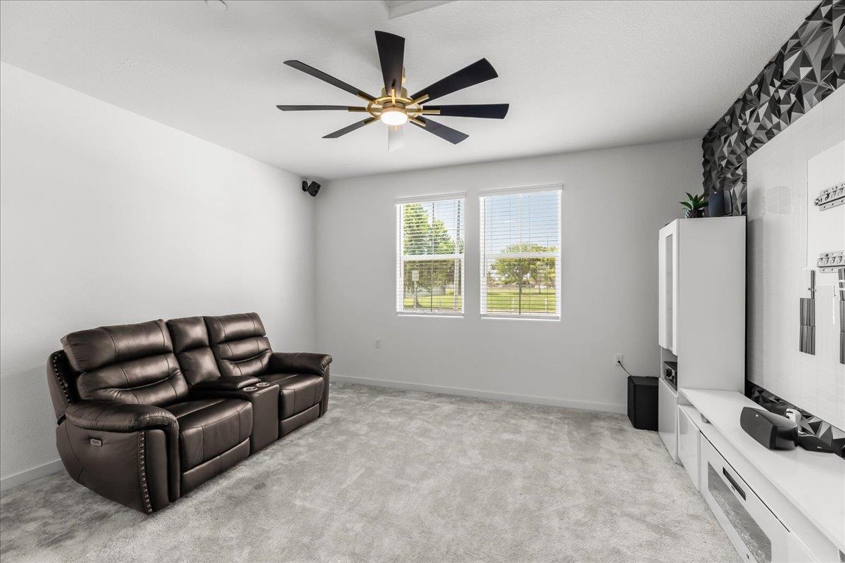 Open Photo