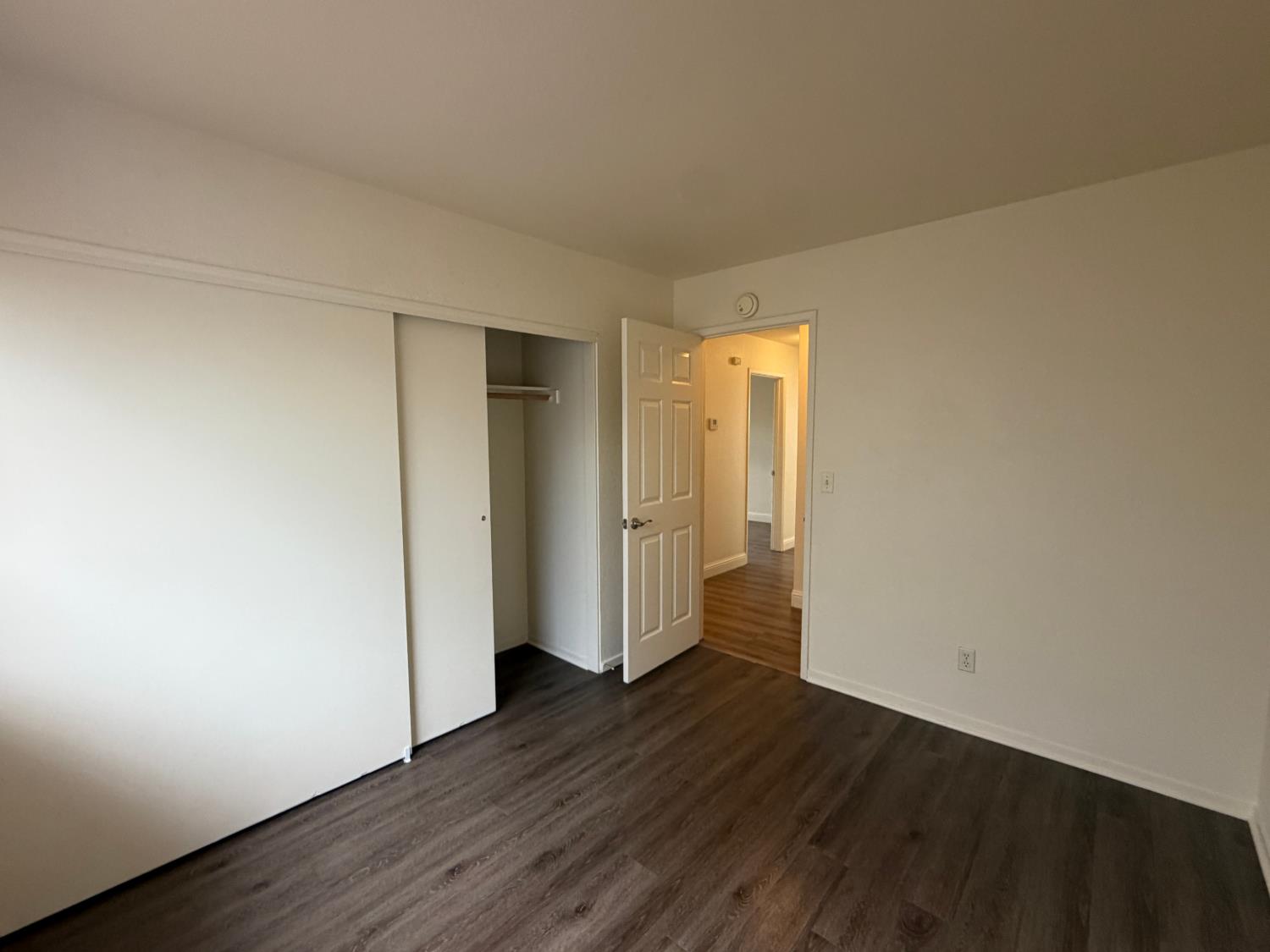 523 Chesterfield Dr, Patterson, CA 95363