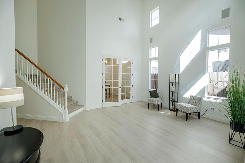 4021 Thornhill Way, Modesto, CA 95356