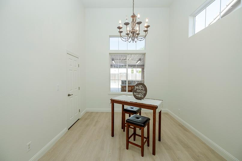 4021 Thornhill Way, Modesto, CA 95356