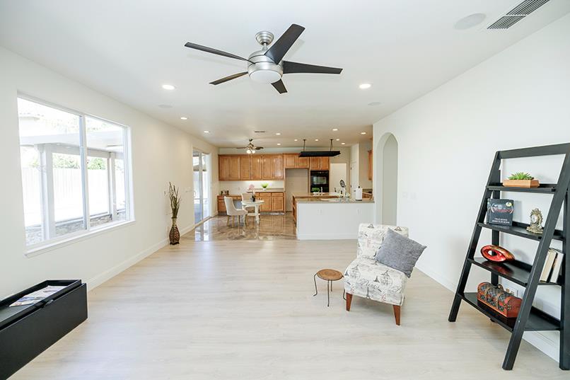 4021 Thornhill Way, Modesto, CA 95356