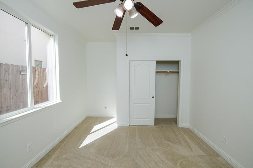 4021 Thornhill Way, Modesto, CA 95356