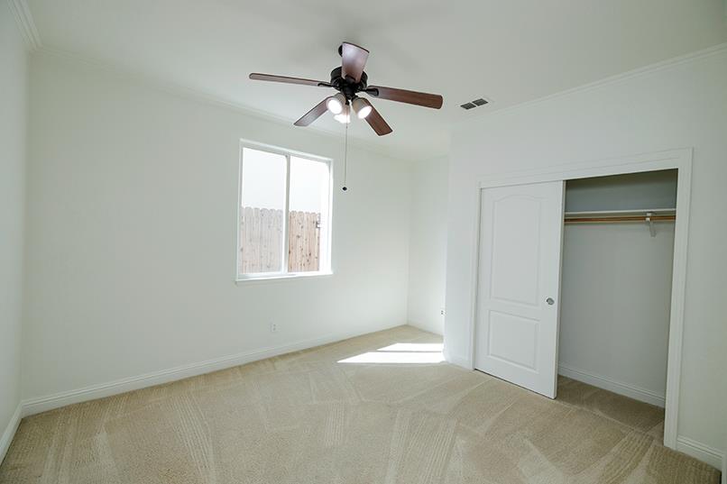 4021 Thornhill Way, Modesto, CA 95356