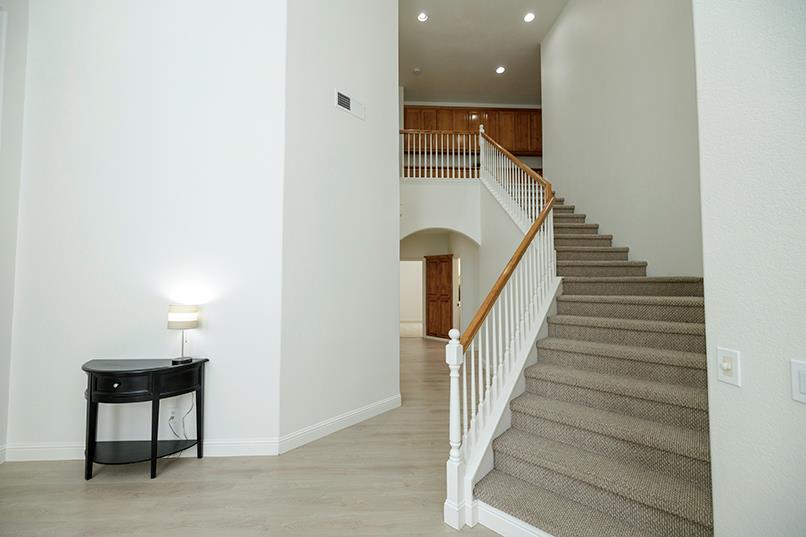 4021 Thornhill Way, Modesto, CA 95356