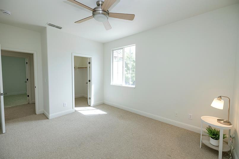 4021 Thornhill Way, Modesto, CA 95356