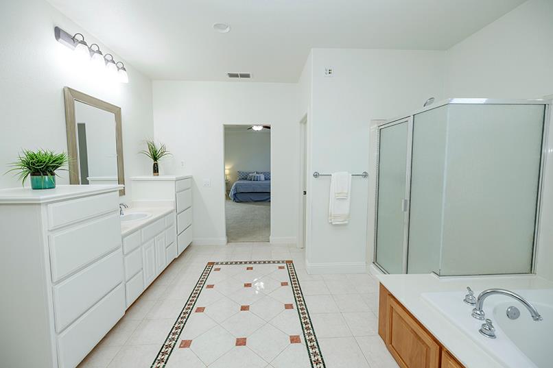4021 Thornhill Way, Modesto, CA 95356