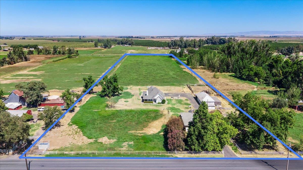 4301 Lone Tree Rd, Oakdale, CA 95361