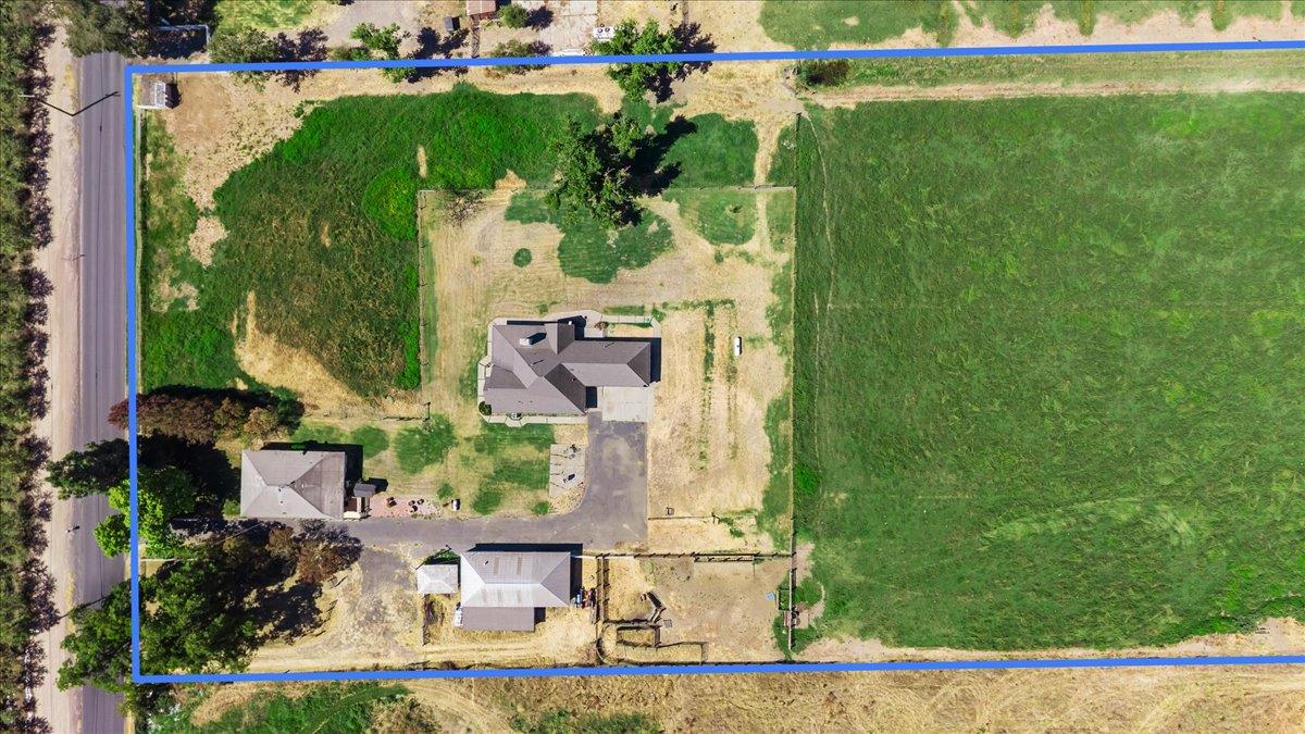 4301 Lone Tree Rd, Oakdale, CA 95361