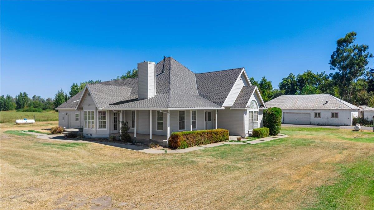 4301 Lone Tree Rd, Oakdale, CA 95361