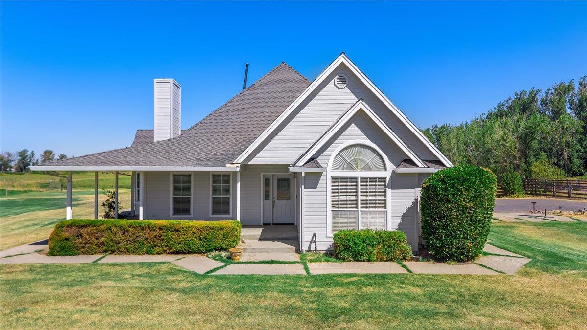 4301 Lone Tree Rd, Oakdale, CA 95361