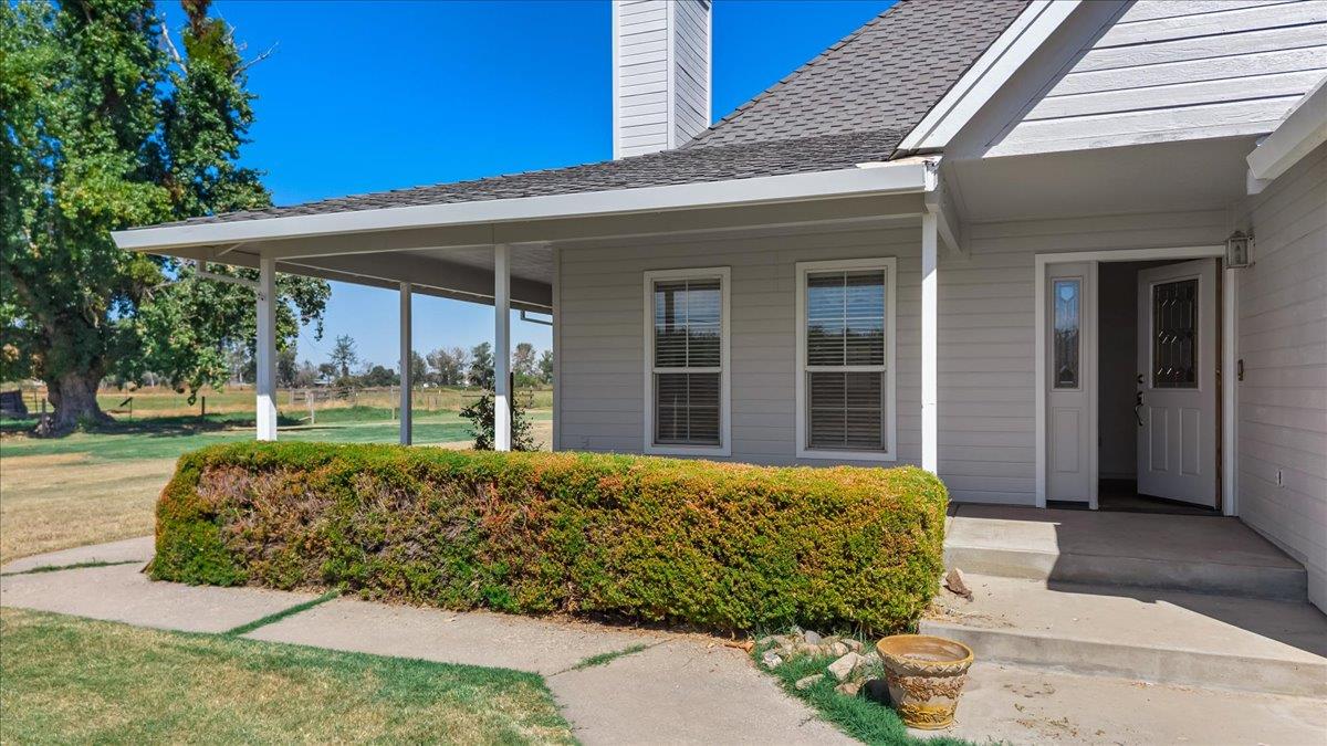 4301 Lone Tree Rd, Oakdale, CA 95361