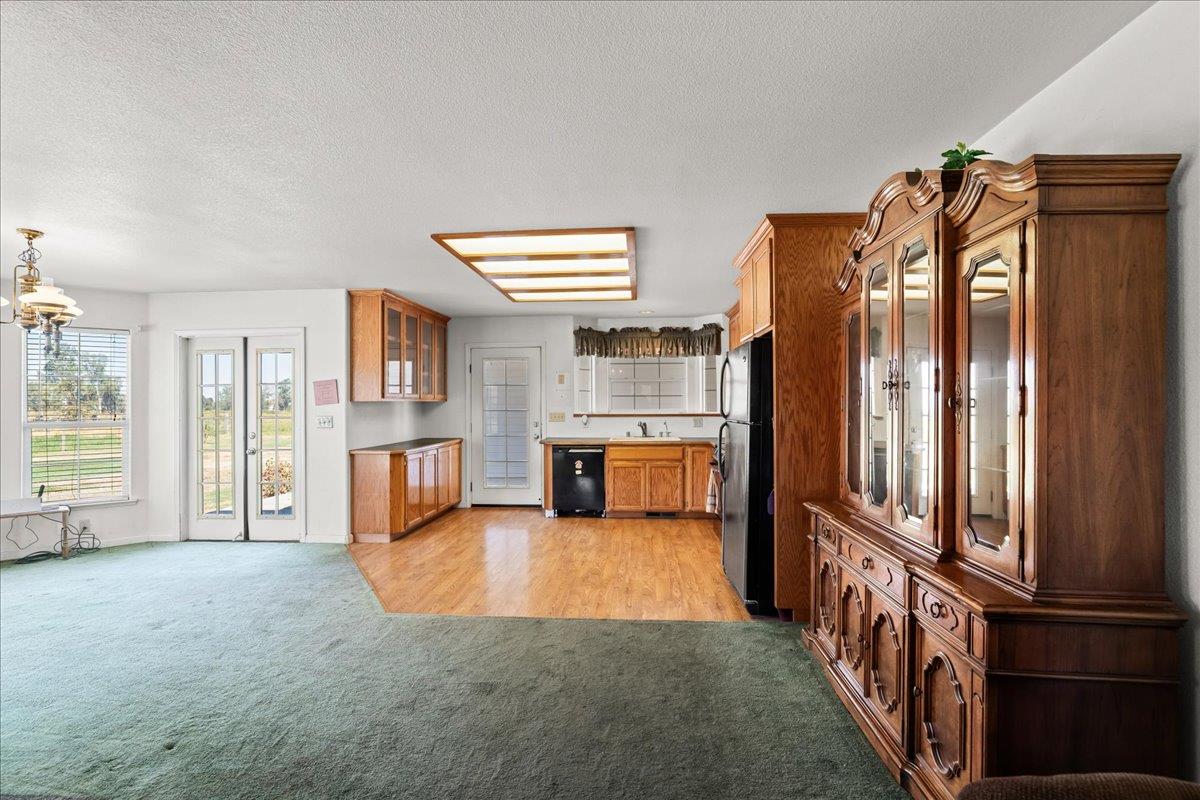 4301 Lone Tree Rd, Oakdale, CA 95361
