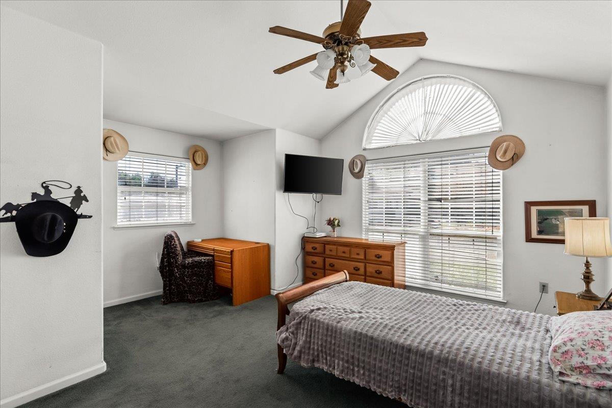 4301 Lone Tree Rd, Oakdale, CA 95361