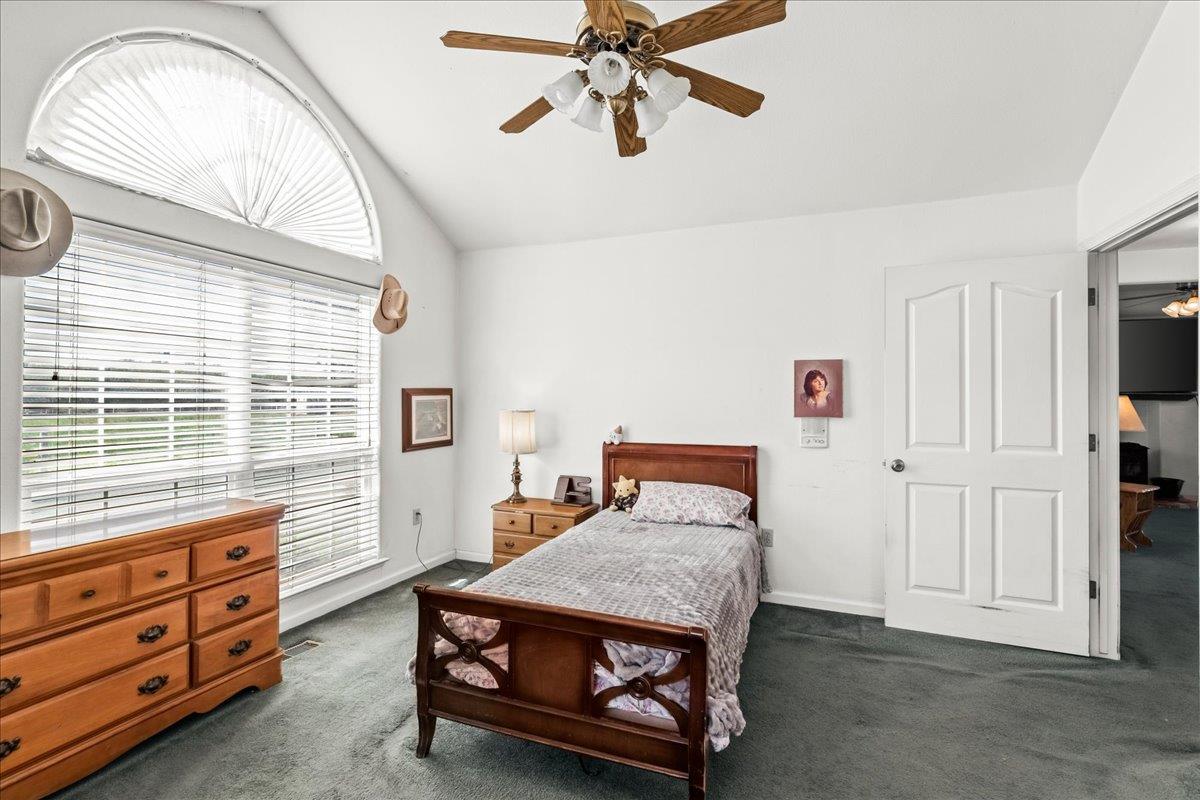 4301 Lone Tree Rd, Oakdale, CA 95361