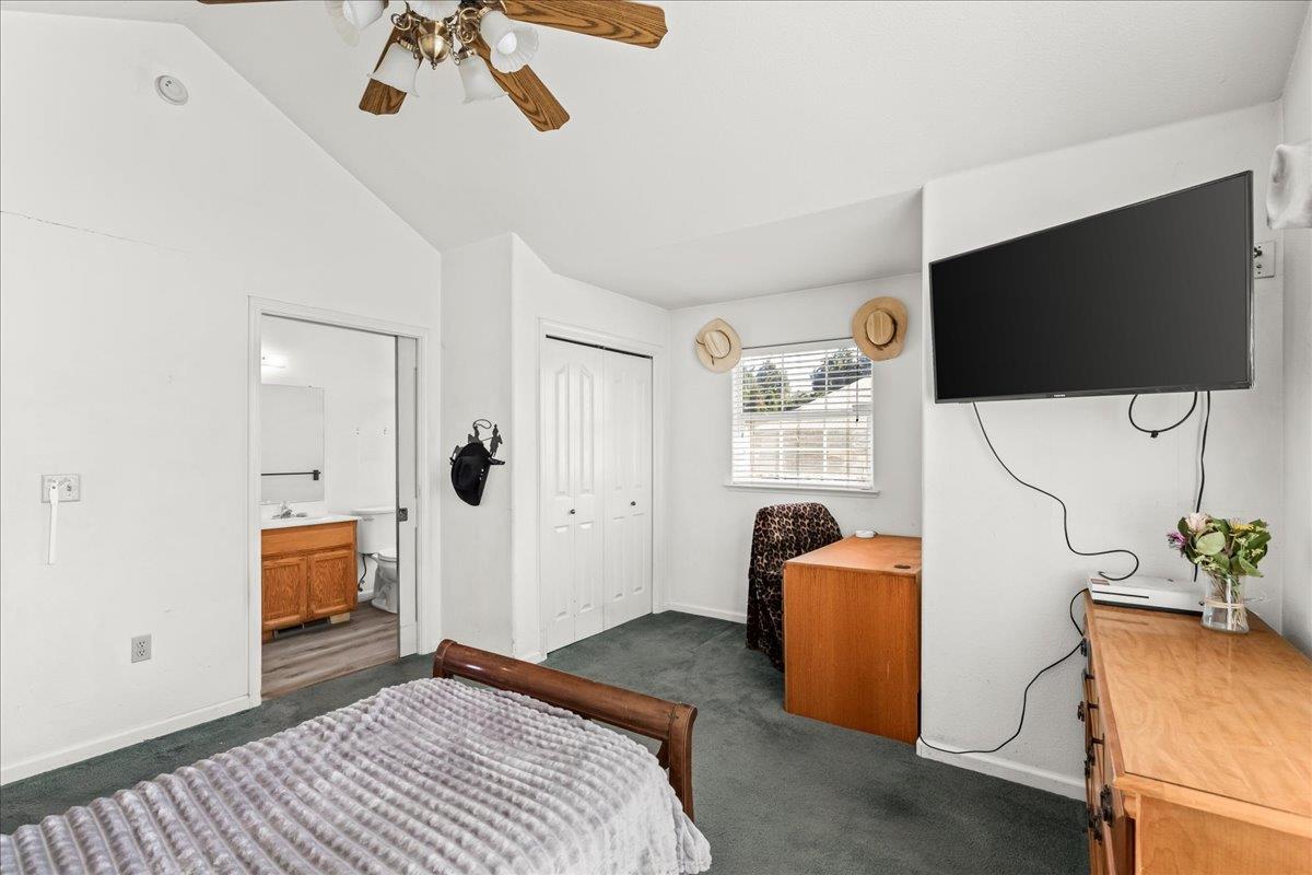 4301 Lone Tree Rd, Oakdale, CA 95361