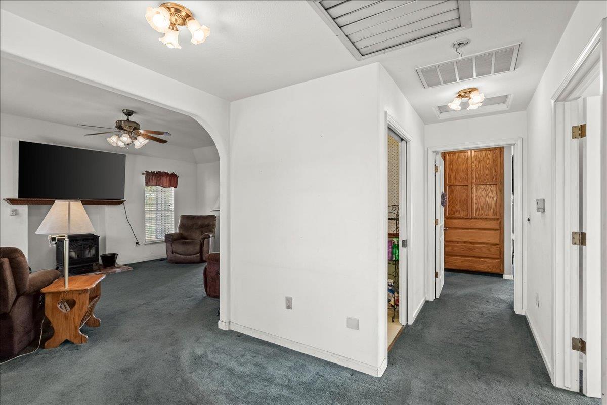 4301 Lone Tree Rd, Oakdale, CA 95361