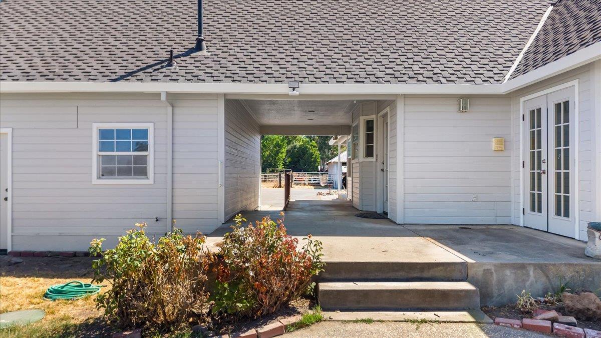 4301 Lone Tree Rd, Oakdale, CA 95361
