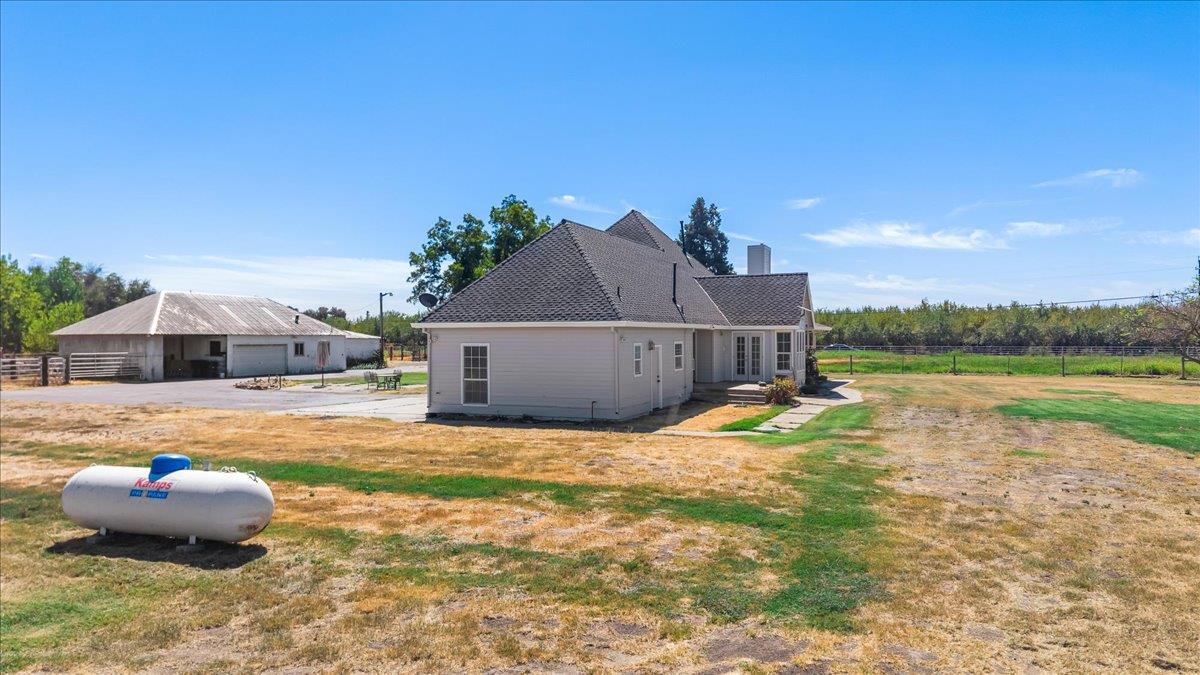 4301 Lone Tree Rd, Oakdale, CA 95361
