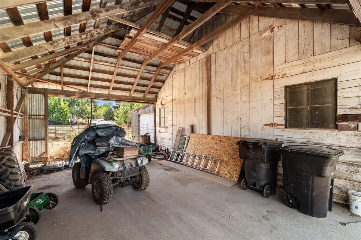 4301 Lone Tree Rd, Oakdale, CA 95361
