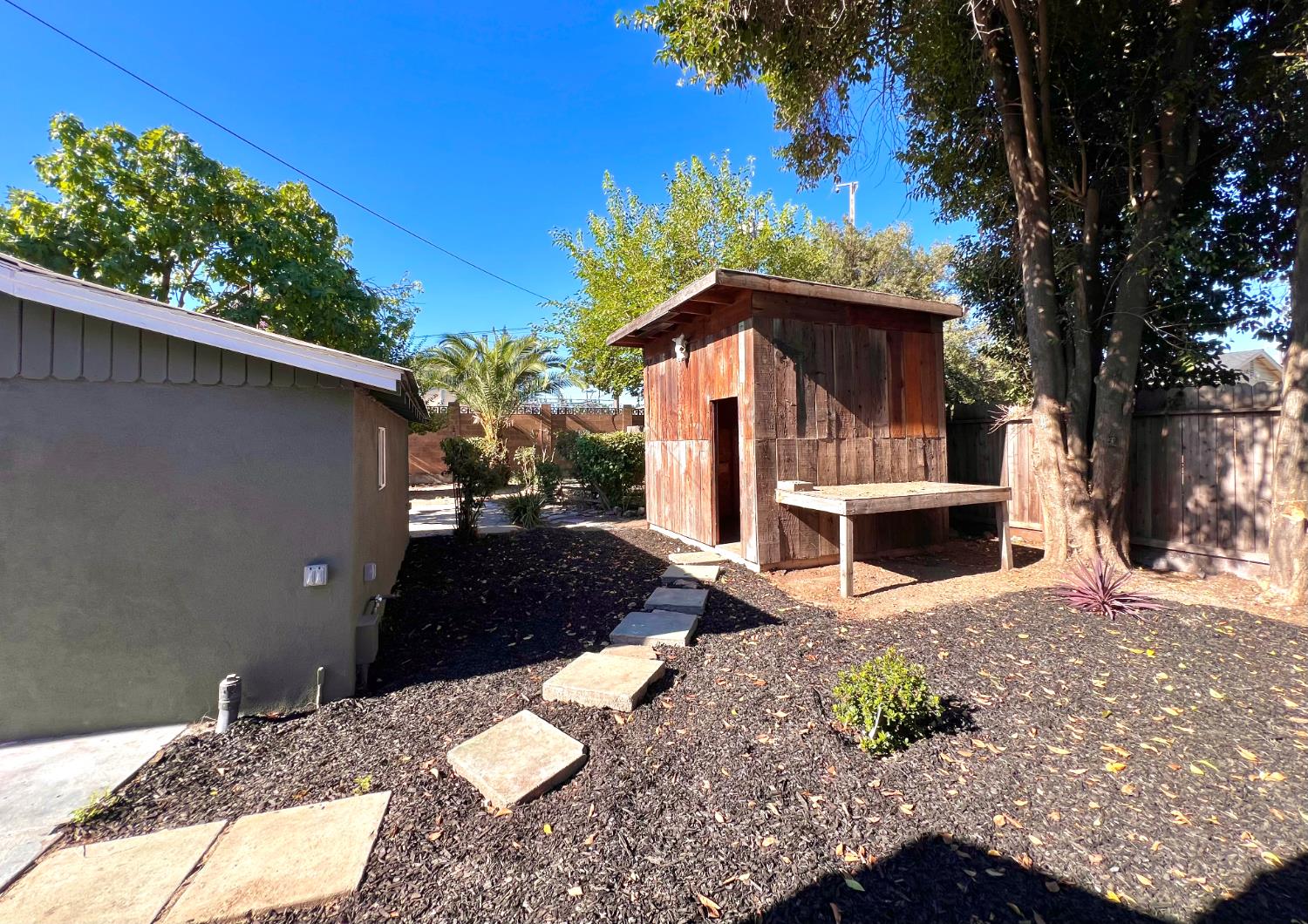 614 Coldwell Ave, Modesto, CA 95354