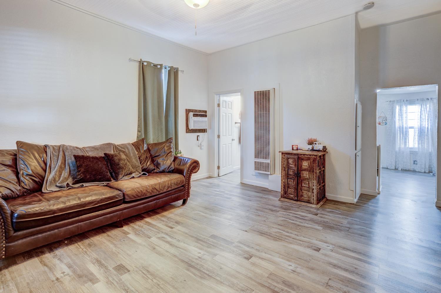415 K St, Modesto, CA 95351