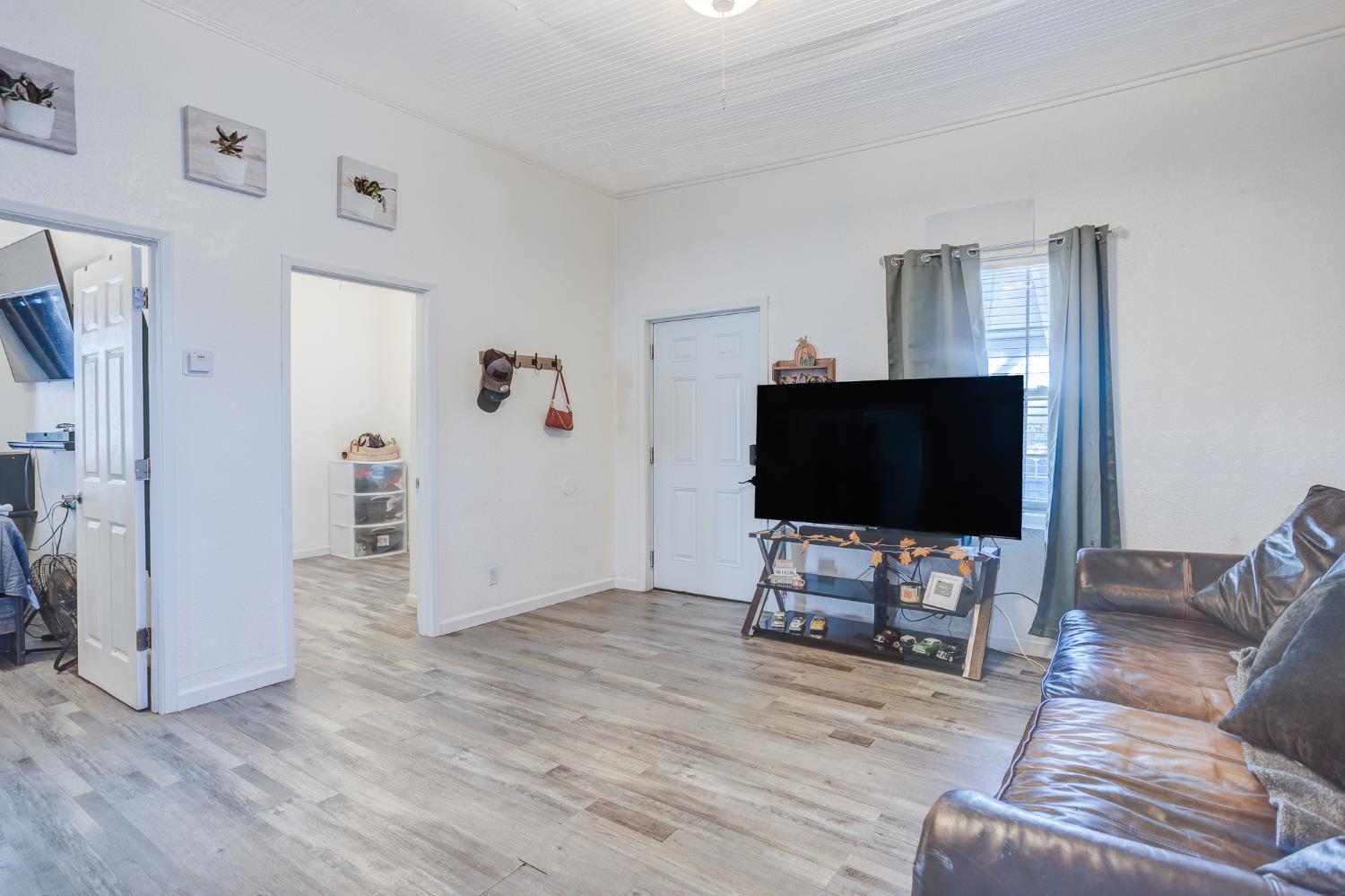 415 K St, Modesto, CA 95351