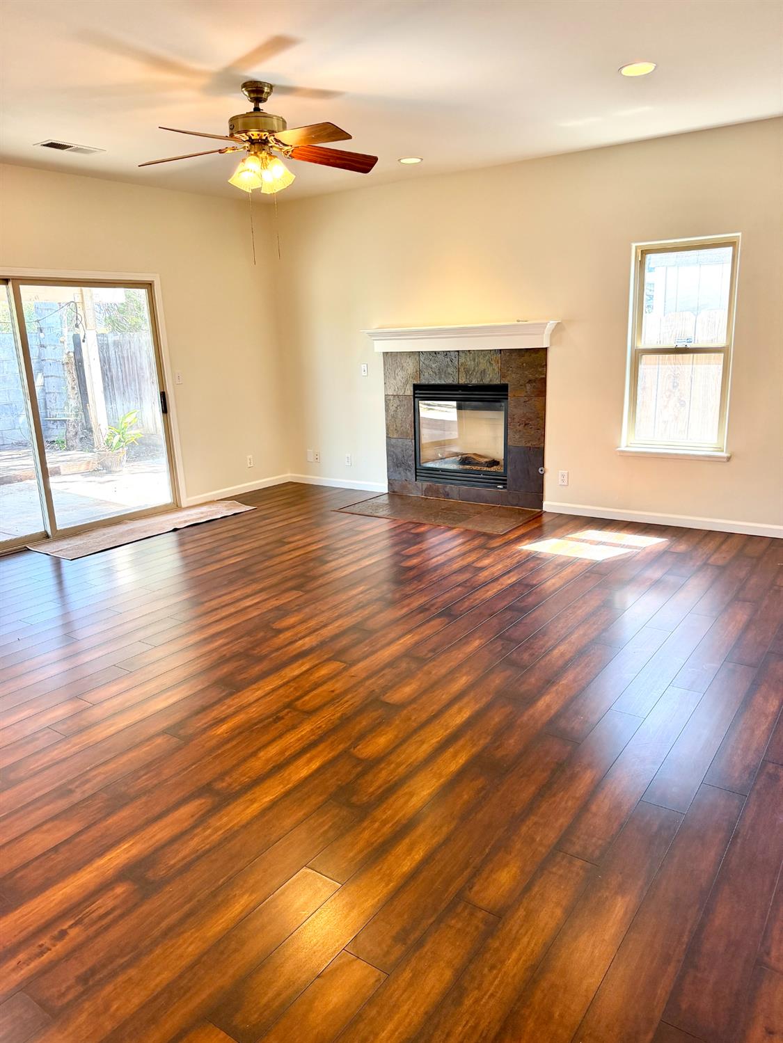3868 Central Ave, Ceres, CA 95307