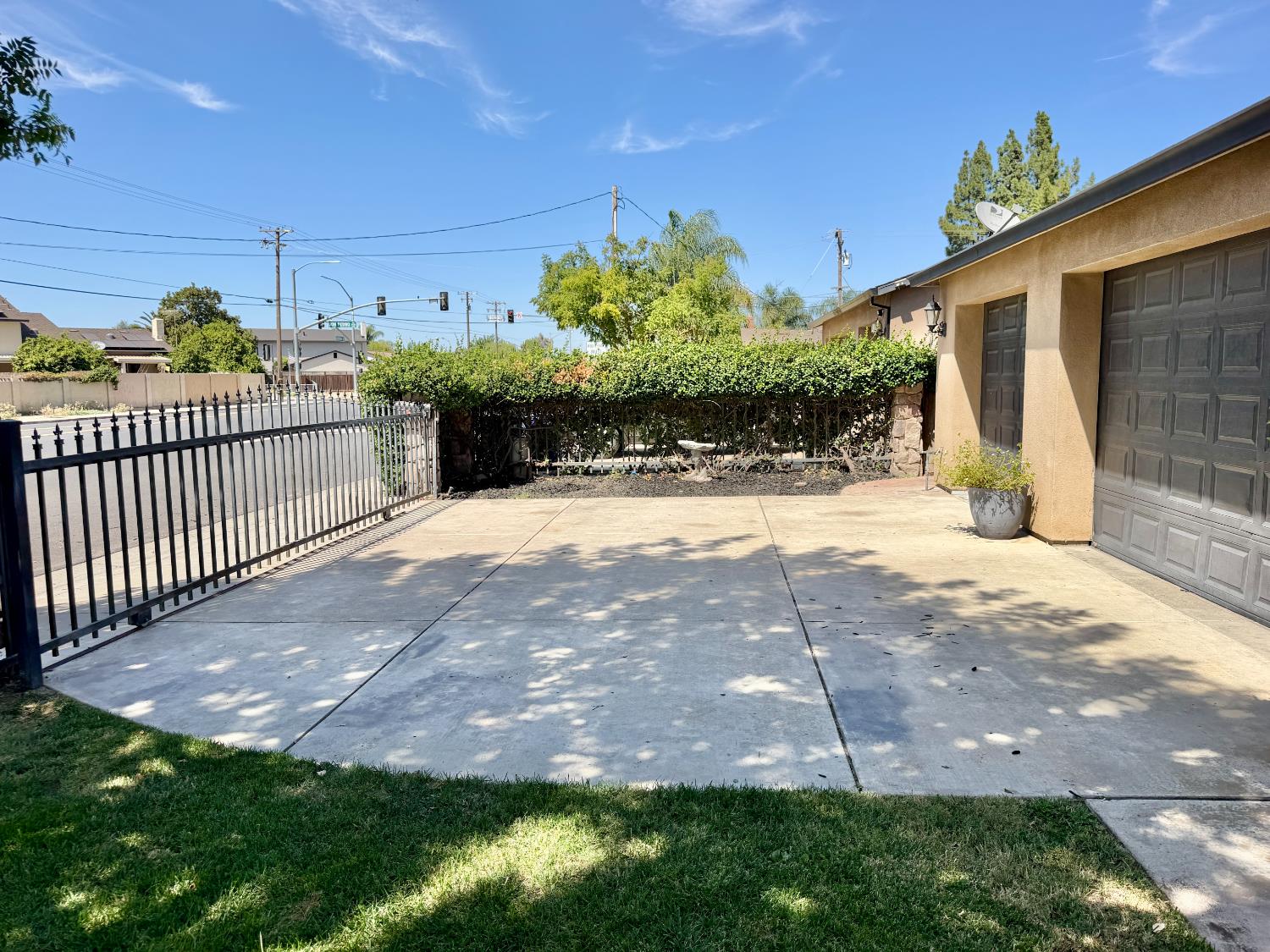3868 Central Ave, Ceres, CA 95307