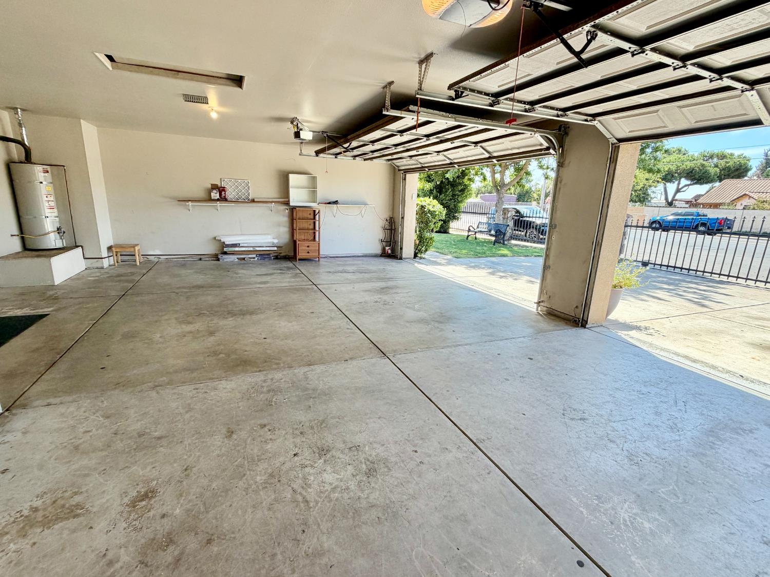3868 Central Ave, Ceres, CA 95307