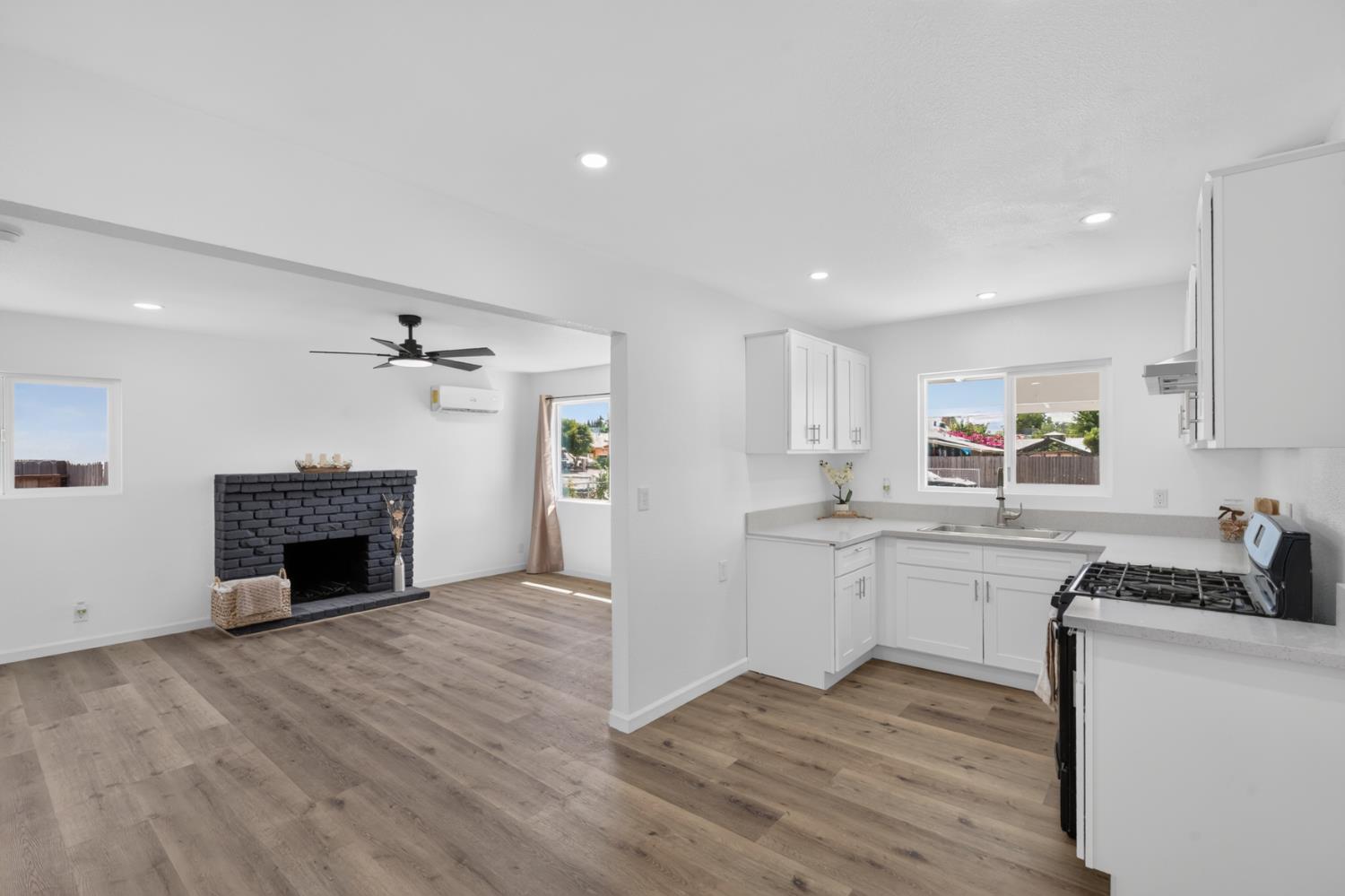 7316 Edythe Cir, Winton, CA 95388