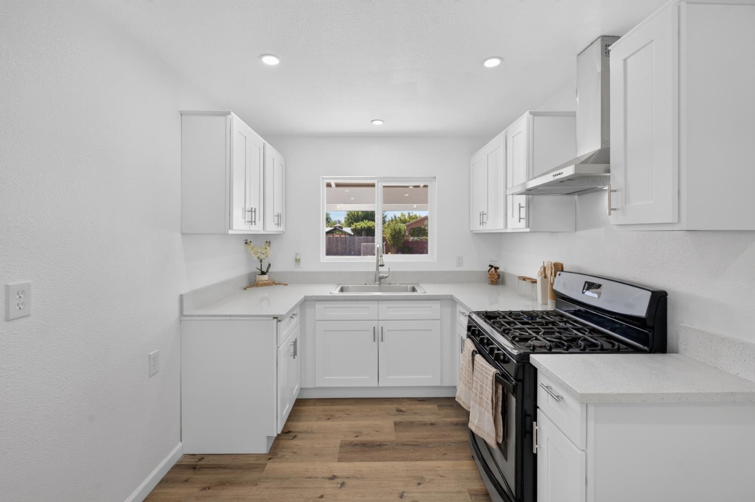 7316 Edythe Cir, Winton, CA 95388