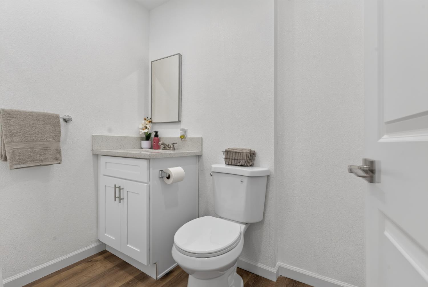 7316 Edythe Cir, Winton, CA 95388
