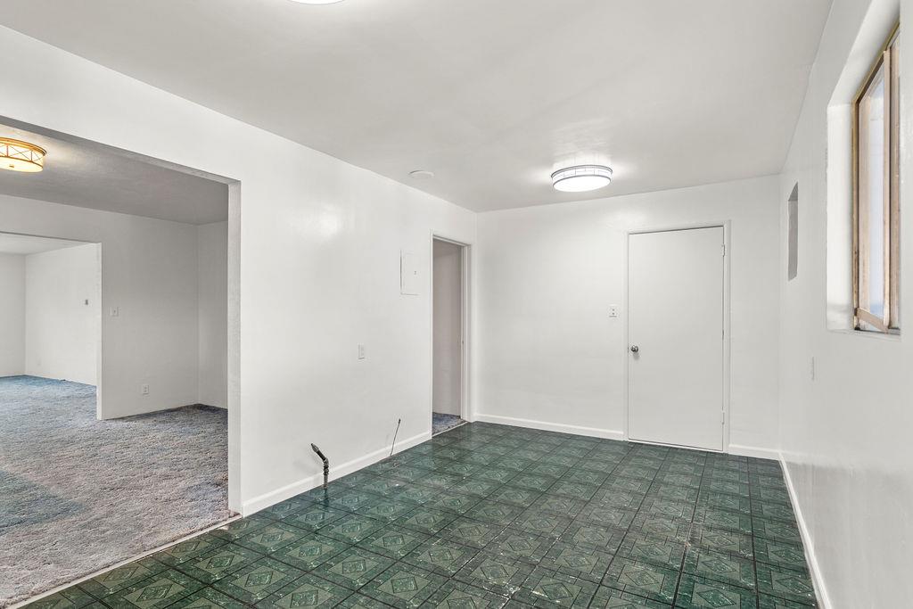 621 Davitt Ave, Oakdale, CA 95361