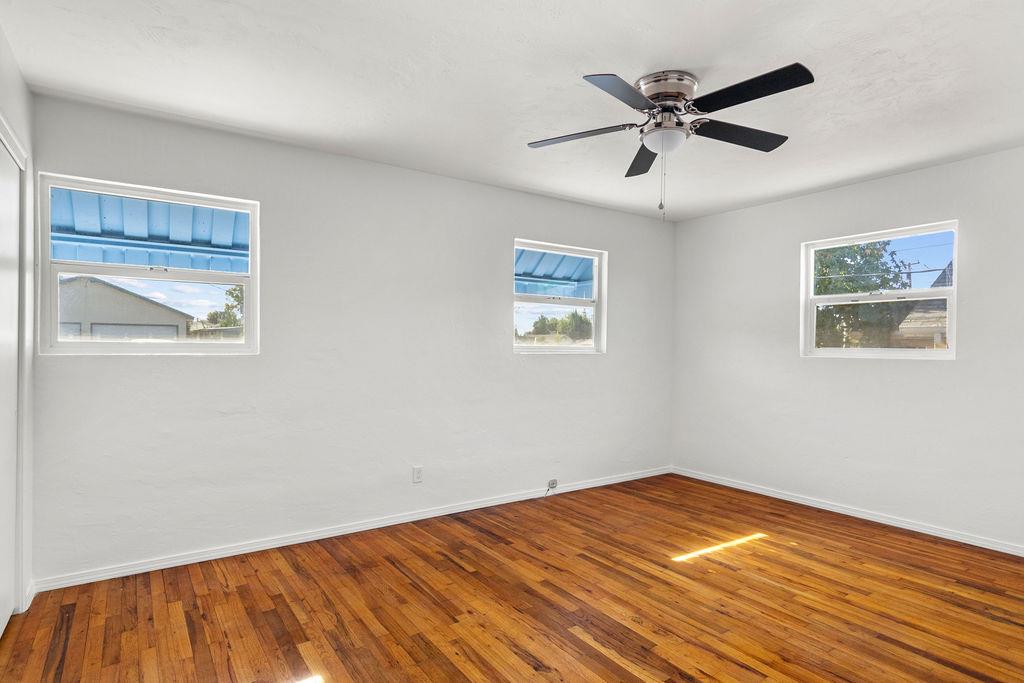 621 Davitt Ave, Oakdale, CA 95361