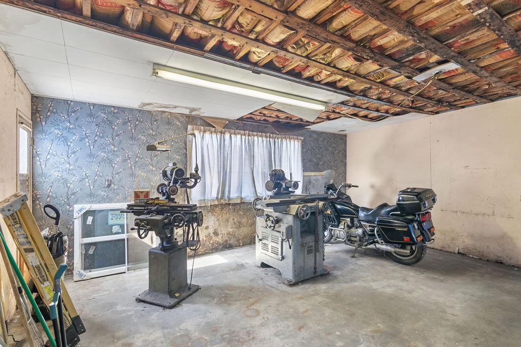 621 Davitt Ave, Oakdale, CA 95361