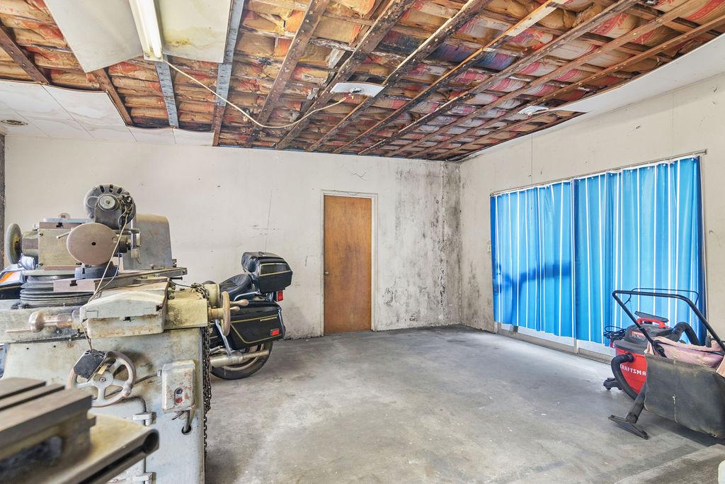 621 Davitt Ave, Oakdale, CA 95361