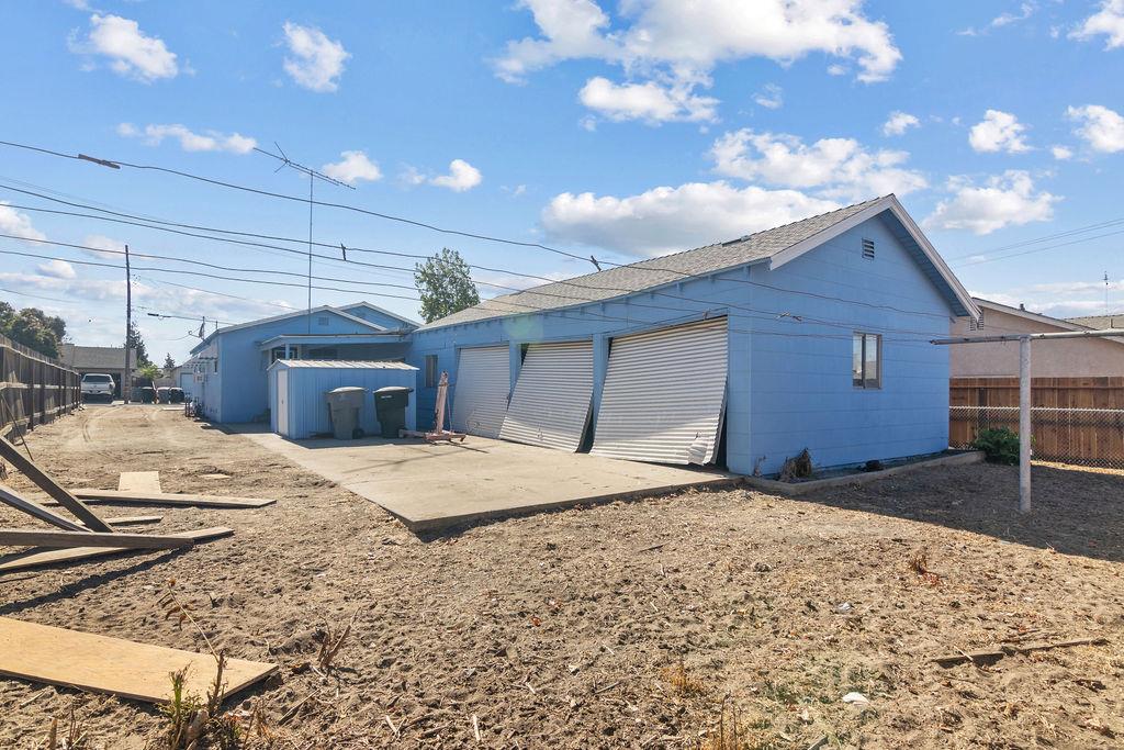 621 Davitt Ave, Oakdale, CA 95361