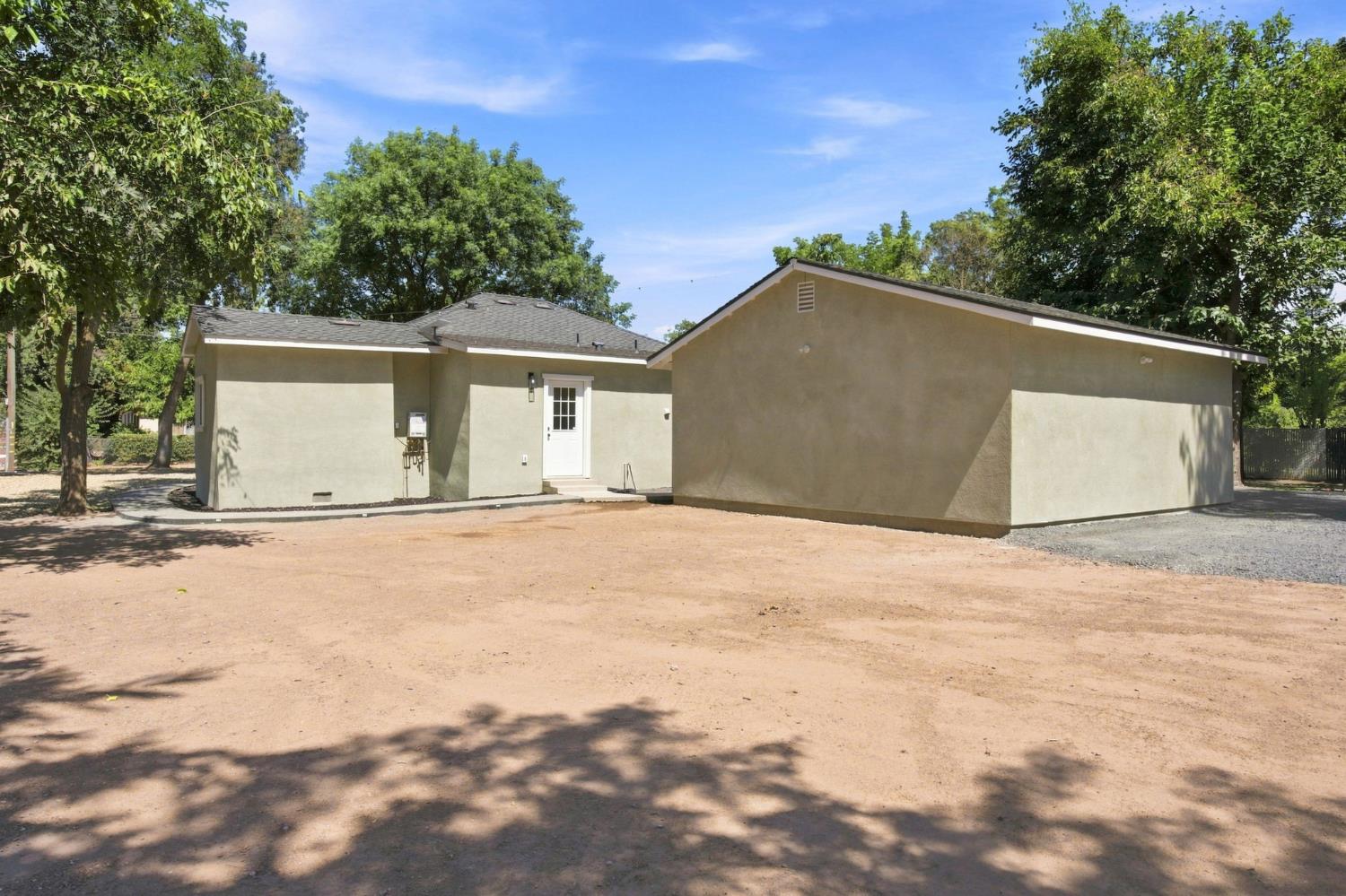 4860 Santa Fe Ave, Oakdale, CA 95361