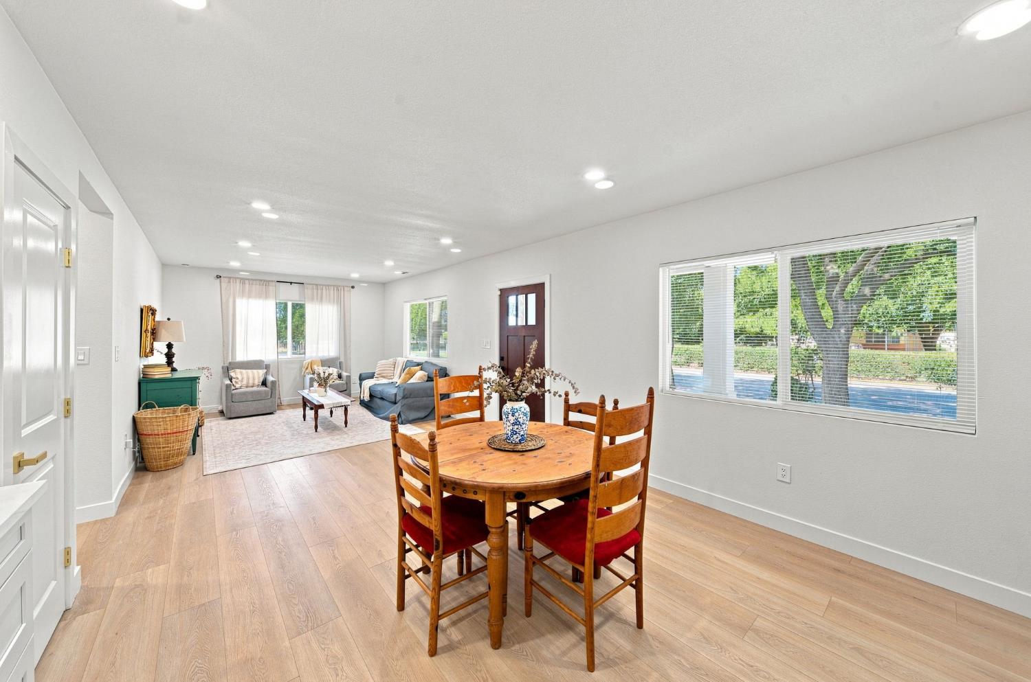 4860 Santa Fe Ave, Oakdale, CA 95361