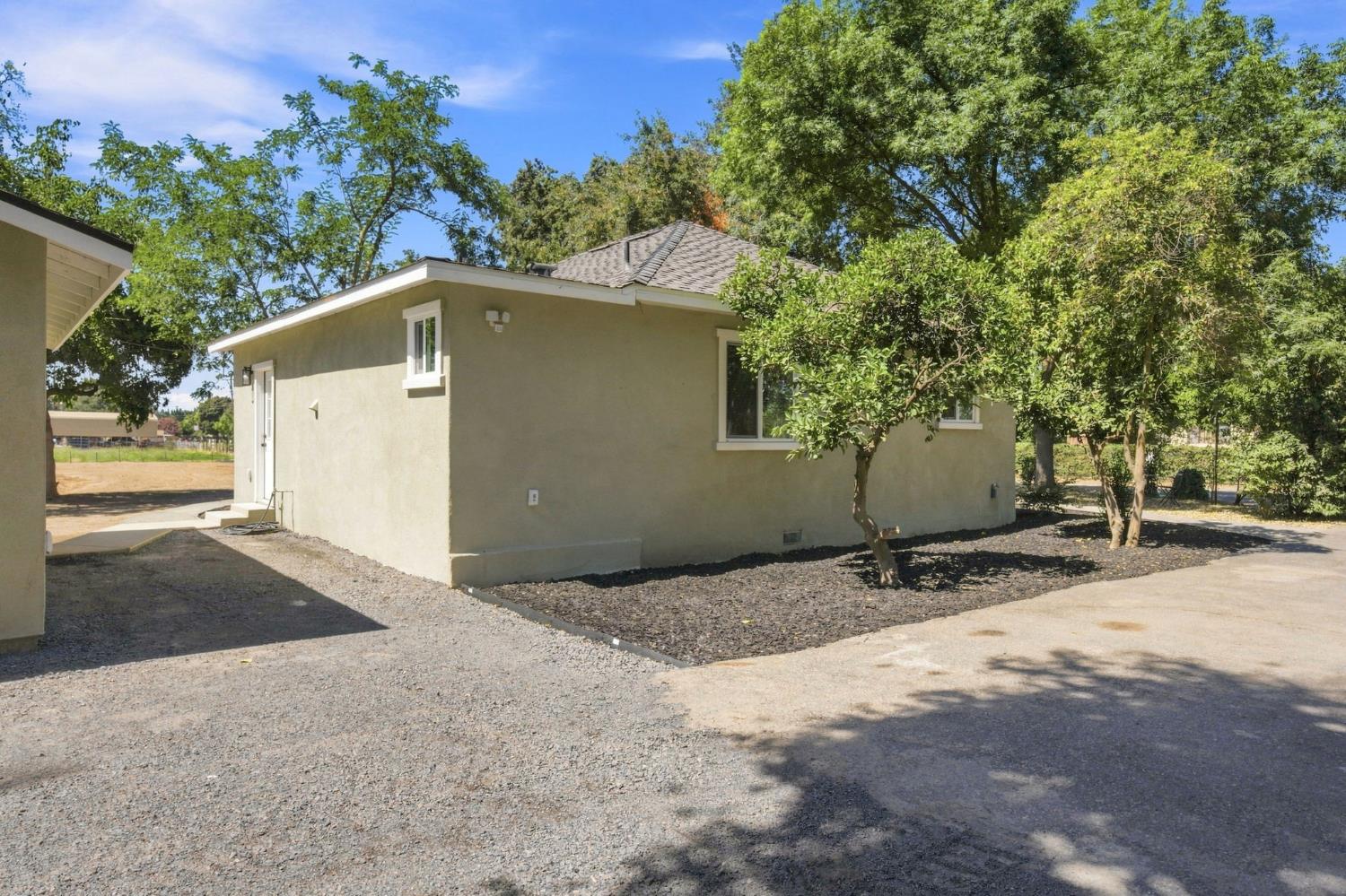 4860 Santa Fe Ave, Oakdale, CA 95361
