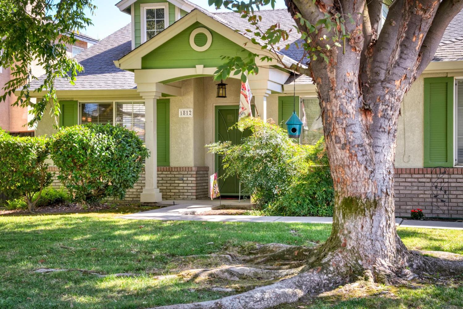 1812 Legend Dr, Modesto, CA 95357