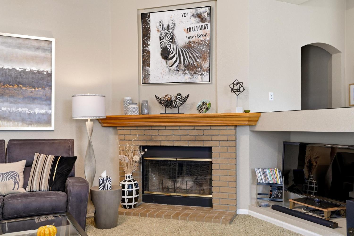 1812 Legend Dr, Modesto, CA 95357