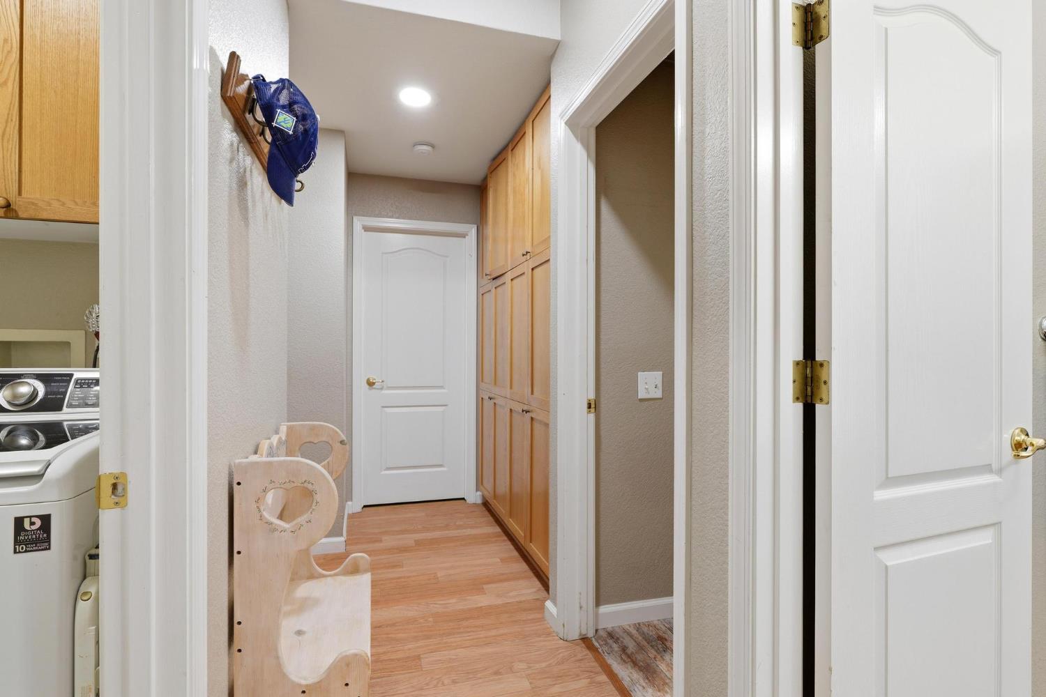 1812 Legend Dr, Modesto, CA 95357