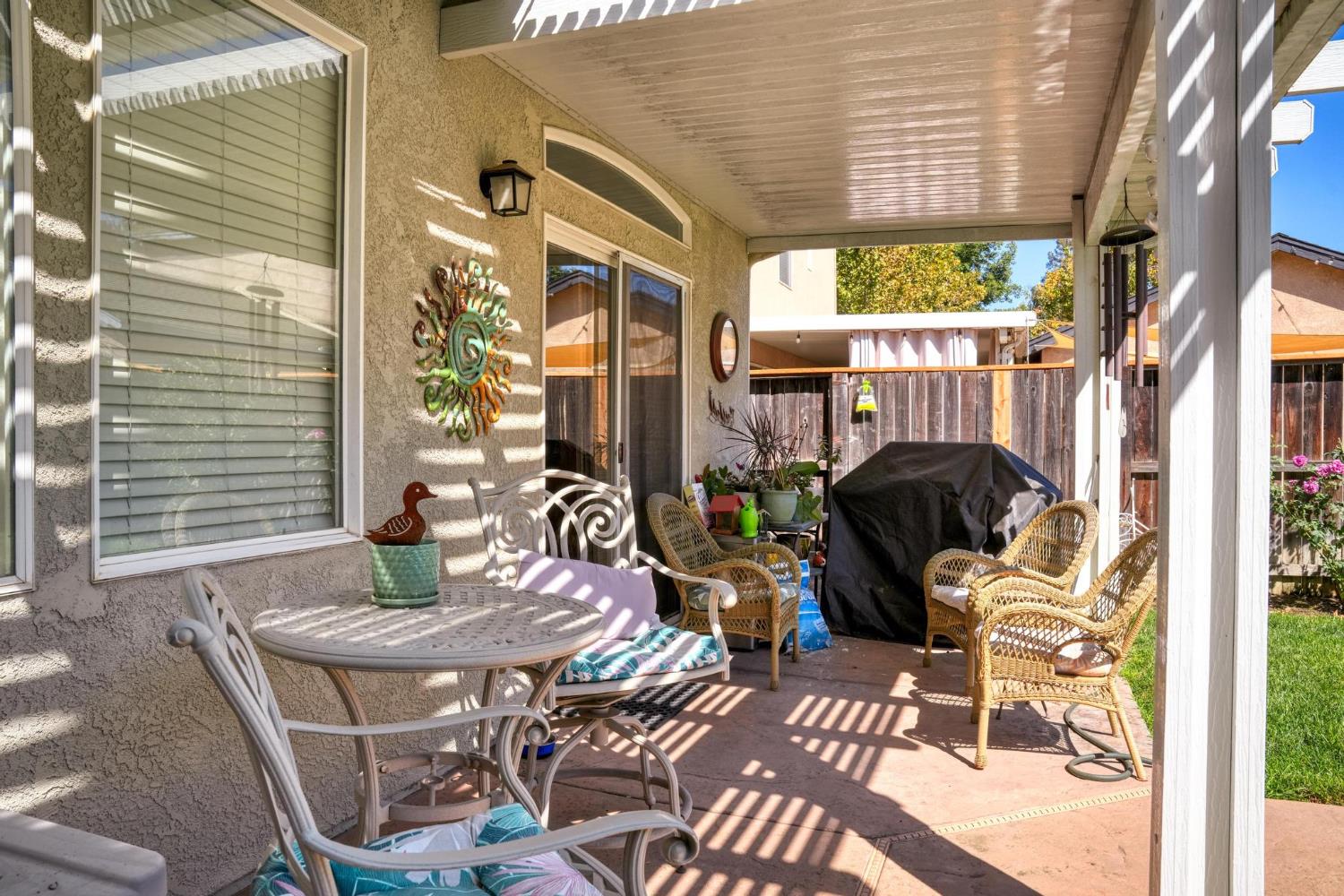 1812 Legend Dr, Modesto, CA 95357