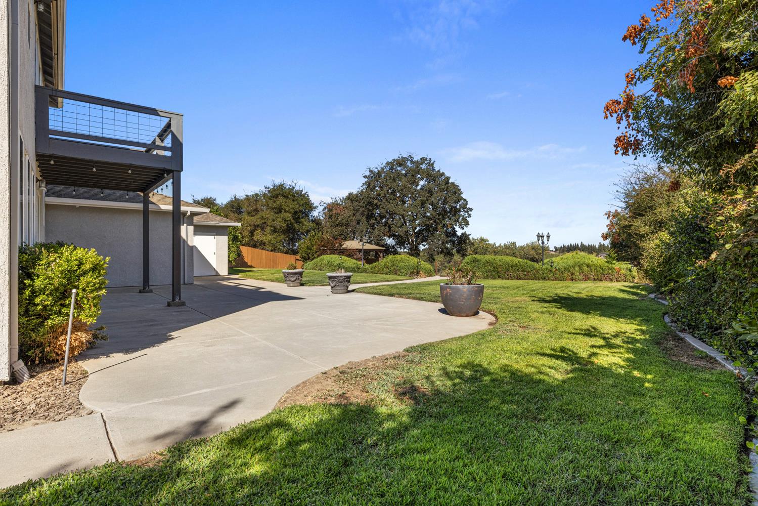 1584 Irvin Ct, Oakdale, CA 95361